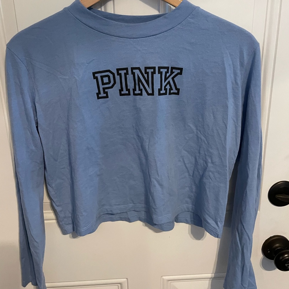 cropped blue long sleeve tee, pink by victoria’s secret extra small